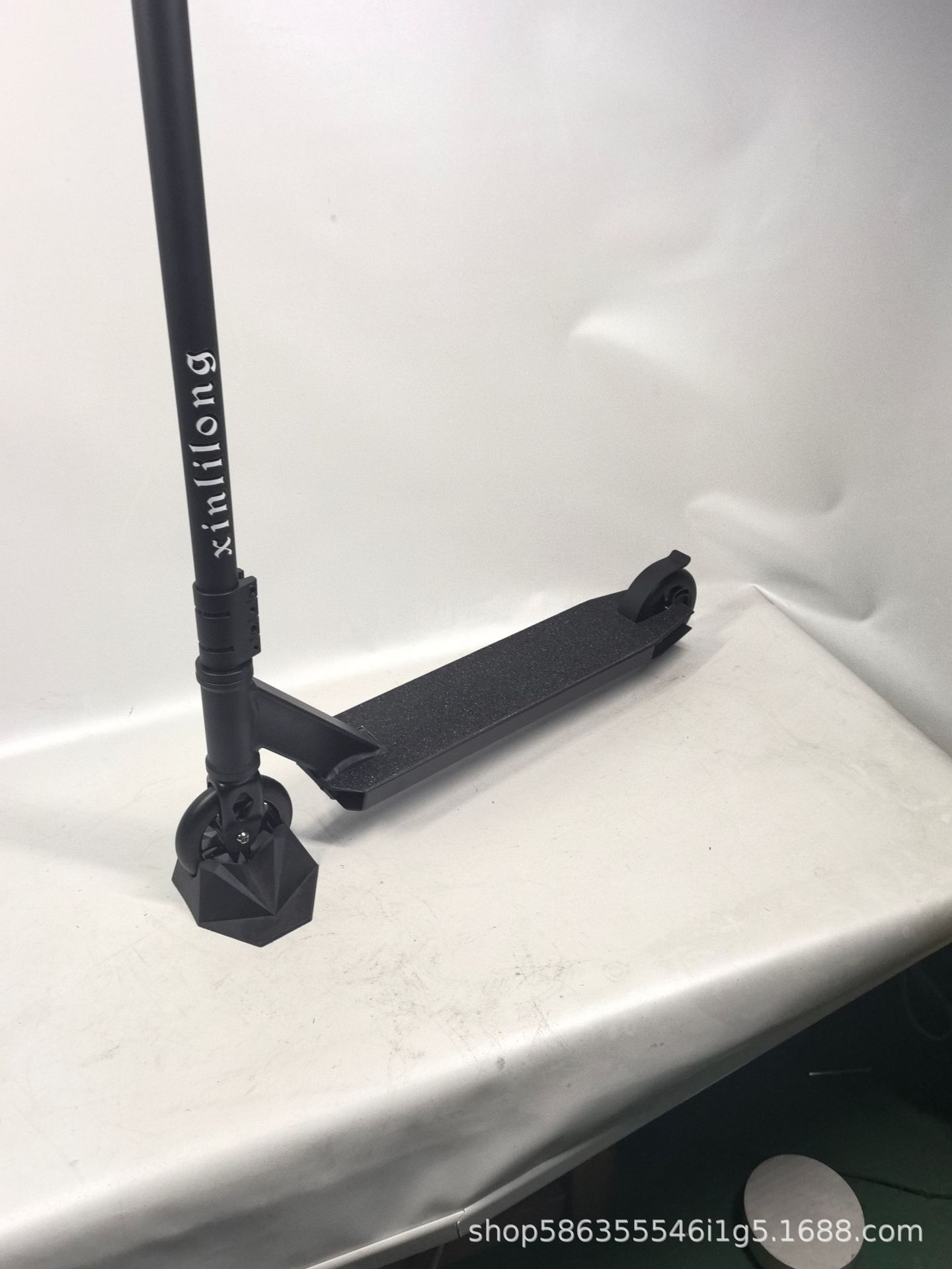 Extremo profesional de dos ruedas deportivo adulto acrobacias de fantasía cepillo de la calle scooter para trabajar scooter portátil al por mayor