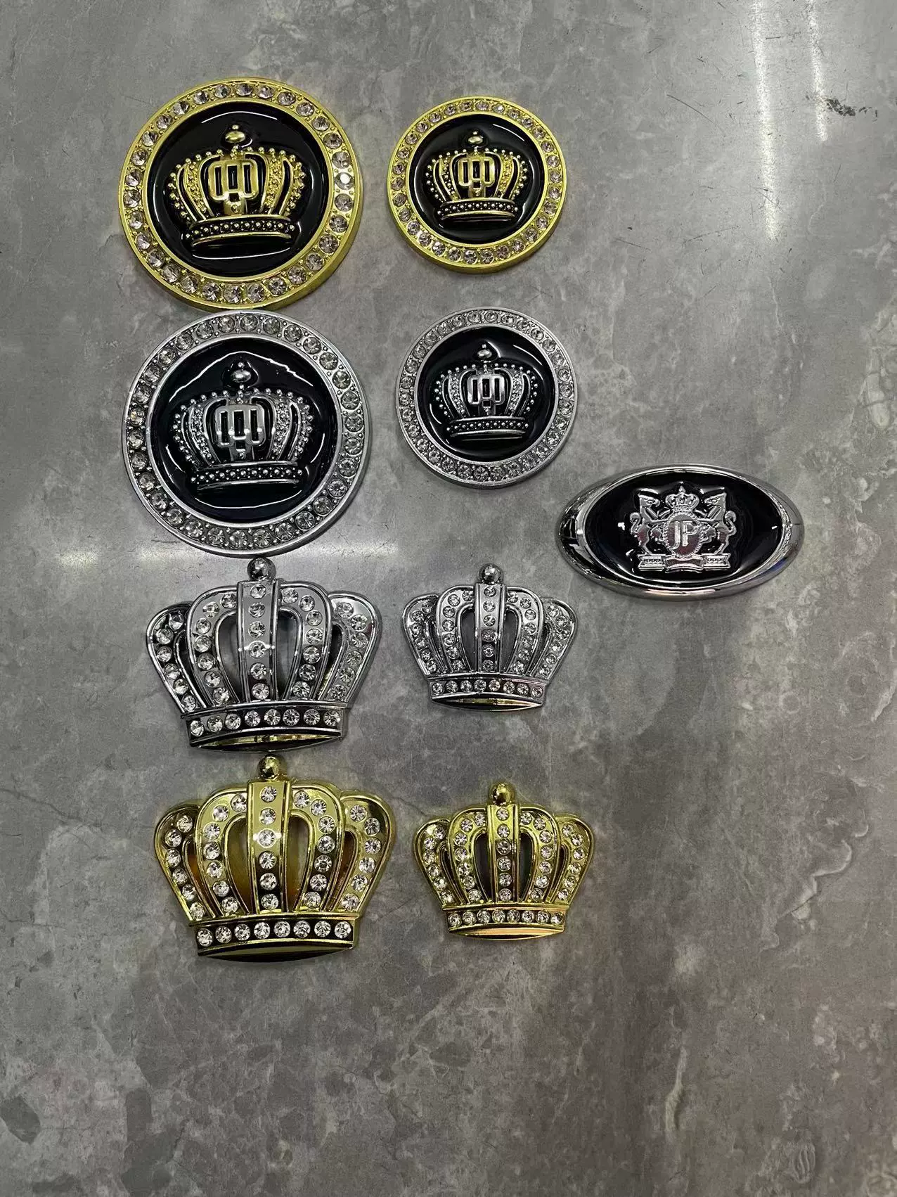 GARSON Кристалл автомобильный значок с логотипом наклейка с короной наклейка на голову автомобиля индивидуальная металлическая инкрустированная Бриллиантовая Автомобильная наклейка