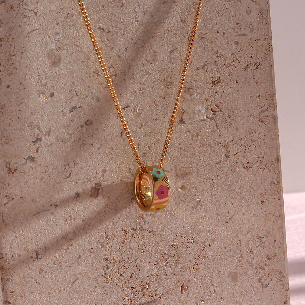 Retro Round Flower Stainless Steel Necklace Enamel Stainless Steel Necklaces