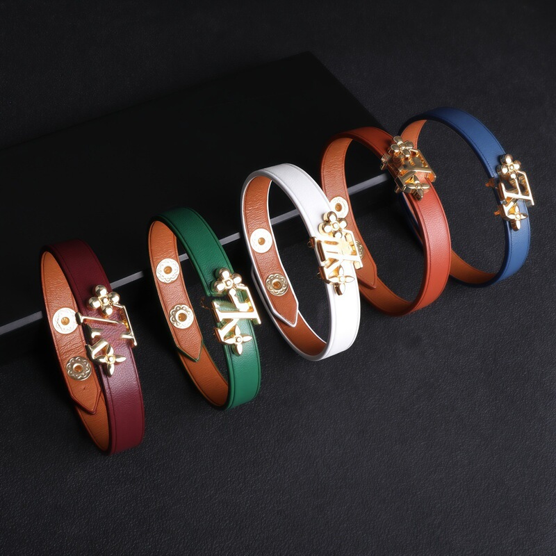 Fashionable leather bracelet for women with LV letter clasp decoration, available in multiple colors, trendy accessory Fashionable leather bracelet for women with LV letter clasp decoration, available in multiple colors, trendy accessory