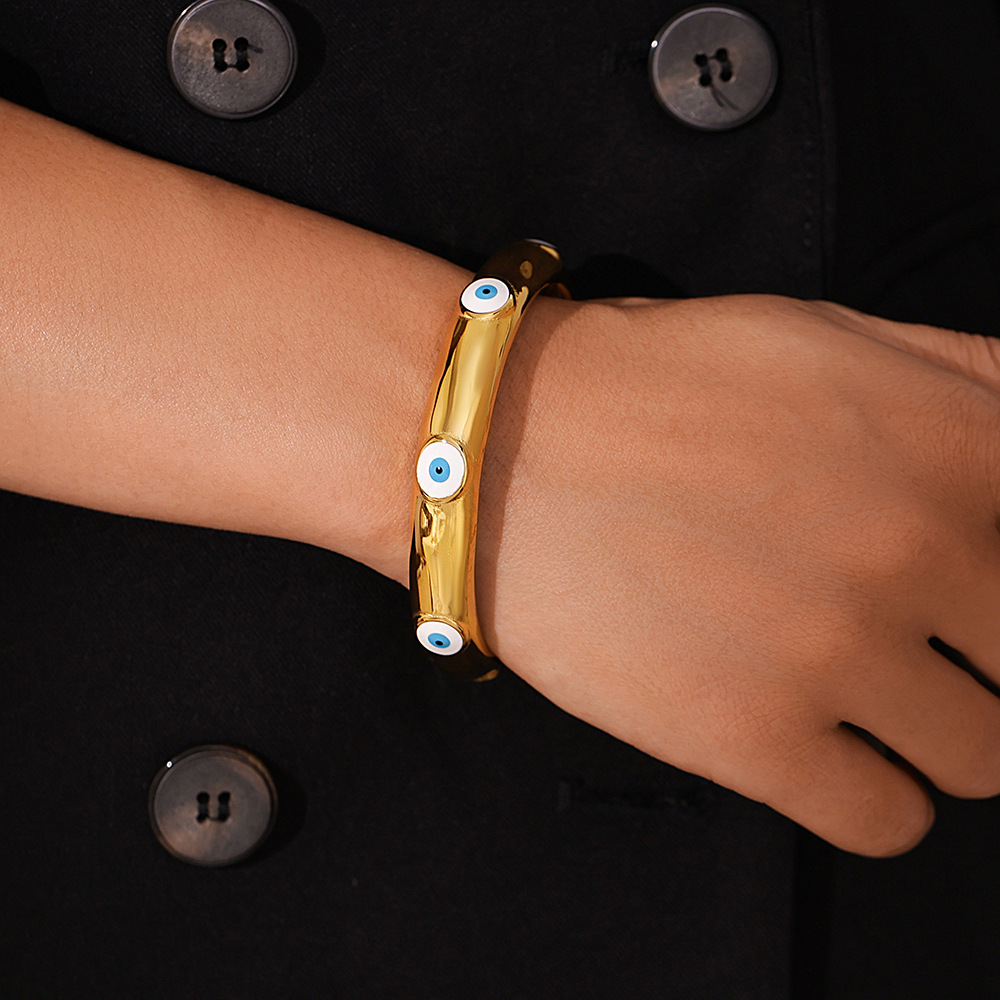 Bracelet œil de diable en acier titane à effet goutte d'huile, accessoire de bracelet personnalisé léger, luxueux et original._voghion.com