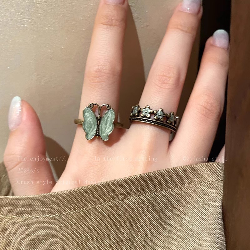 Butterfly Flower Ring Women's Retro Fashion Personalized Niche Design Advanced Sense Finger Ring Autumn and Winter High Beauty Value Ring