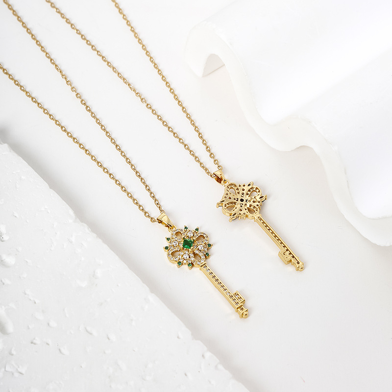 Nouveau pendentif clé au design créatif en zircone incrusté, haute rétention de couleur, style INS, tempérament, collier simple pour femmes_voghion.com