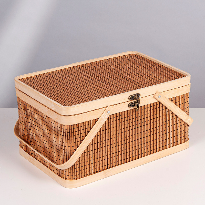 그림과 같이 갈색 사각형 대나무 바구니;