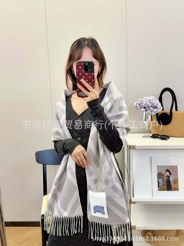 BBR2025新字母双面围巾女冬季高级感加厚仿羊绒披肩百搭保暖围脖|undefined