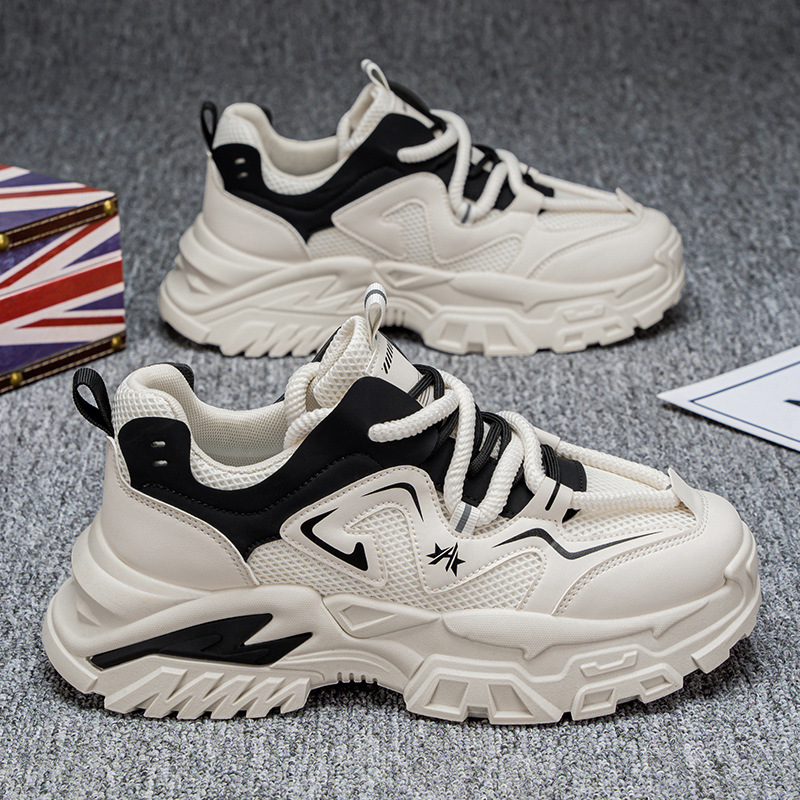 Zapatos deportivos de malla transpirable para hombre, modernos y versátiles, con suela gruesa para aumentar la altura, ideales para correr y deportes casuales.