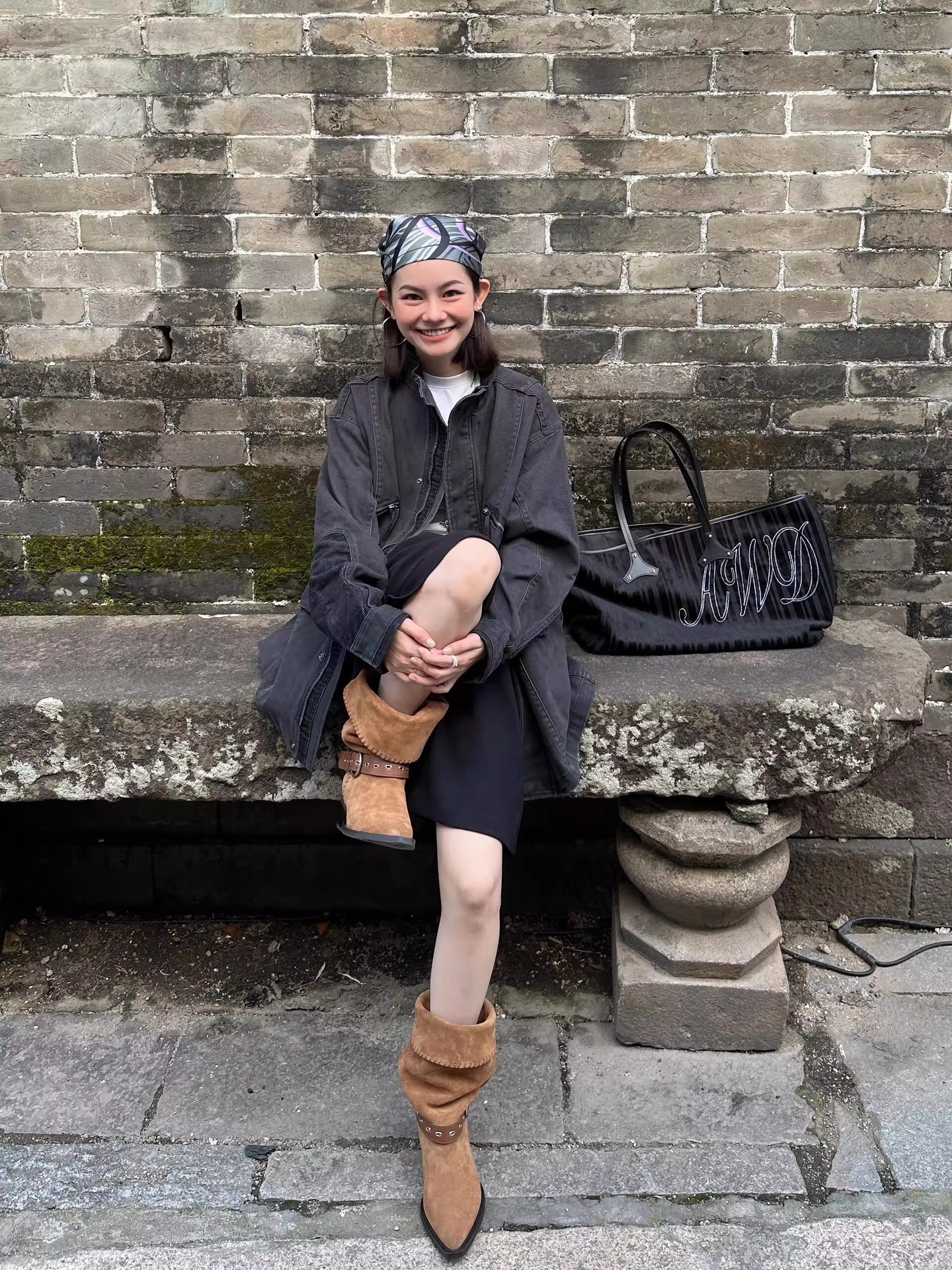 Stivali da equitazione in pelle scamosciata con fibbia, stile western, nuovi arrivi autunno/inverno 2025, larghi, a punta, a metà polpaccio, con tacco spesso, pensati esclusivamente per le donne._voghion.com