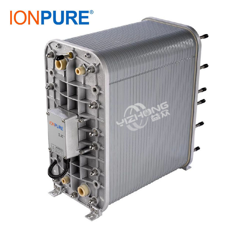 源头厂家供应10吨电阻18兆欧超纯水设备IP-LXM45ZEDI设备反渗透