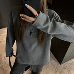 秋冬季德绒加厚圆领长袖t恤女士内搭落肩袖打底衫可外穿韩系上衣