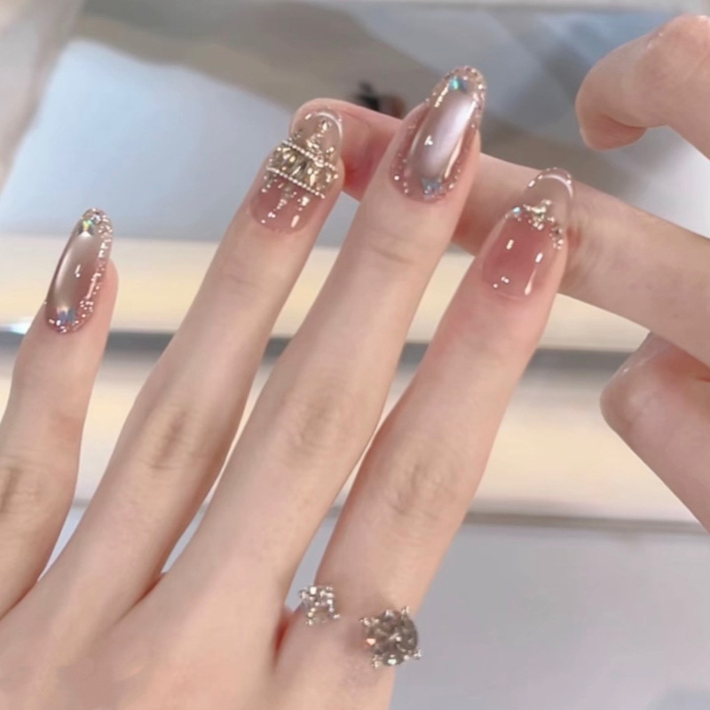 [Nude Color Castle] New Style Pure Handmade Wearable Nails in Nude Color with Cat-Eye Effect That Enhance Complexion, Wearable Pure Handmade Nail Patches