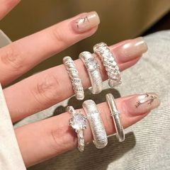 中古風ジルコンの素リングは純銀の指輪をめっきします。