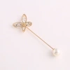 Butterfly rhinestone inserted pearl broocated