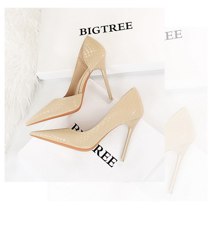 Slim slim heels with high heels and shallow side hollowed-out heels retro serpentine single shoes_voghion.com