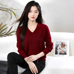 无缝一体100纯羊毛V领羊毛衫女宽松版毛衣针织衫女打底衫简约休闲