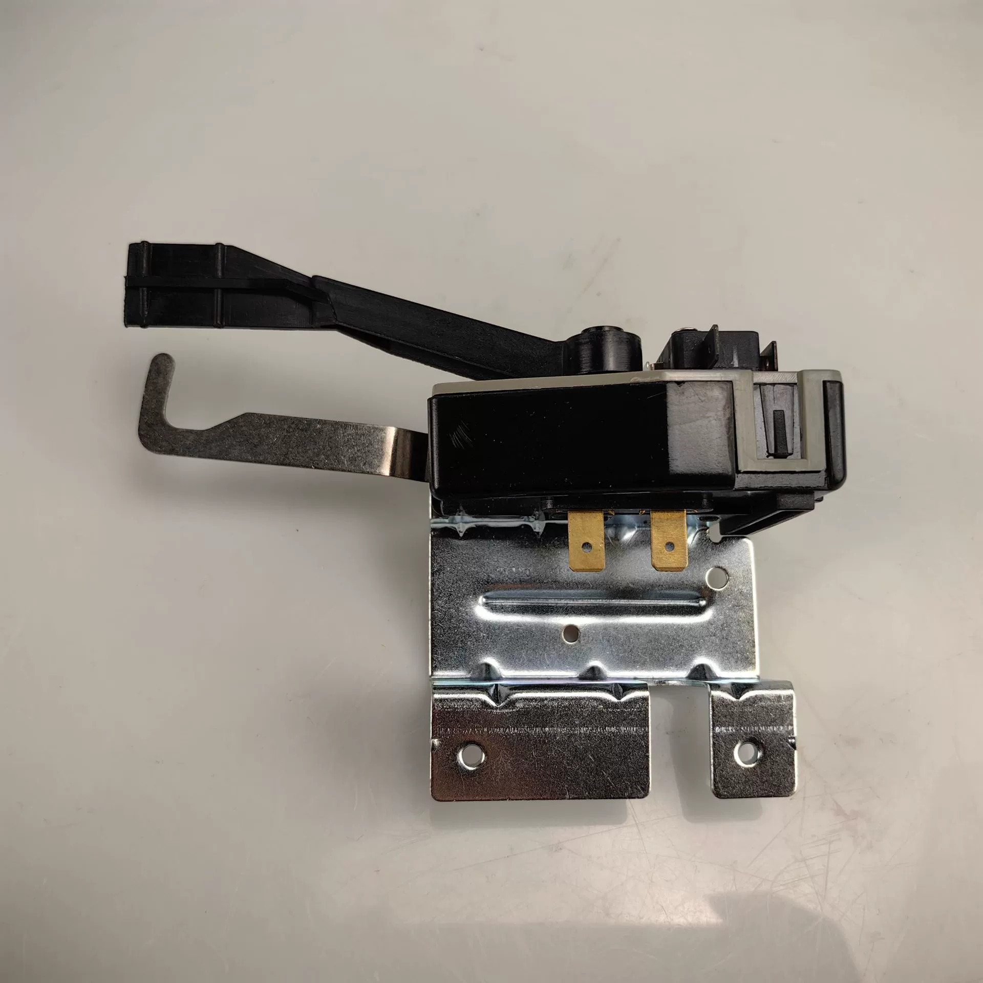 134101800 Переключатель замка двери стиральной машины Замена аксессуаров для бытовой техники