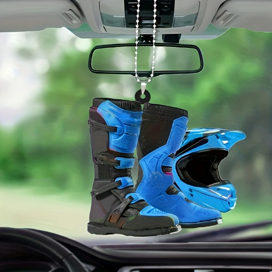 24 años de nuevo casco creativo botas de rally acrílico colgante plano espejo retrovisor de automóvil colgante de Navidad