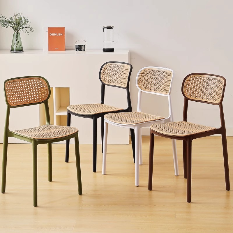 Sillas de vid de plástico doméstico nórdico silla de comedor plegable silla de respaldo de ocio al aire libre silla de escritorio pequeño tipo de casa