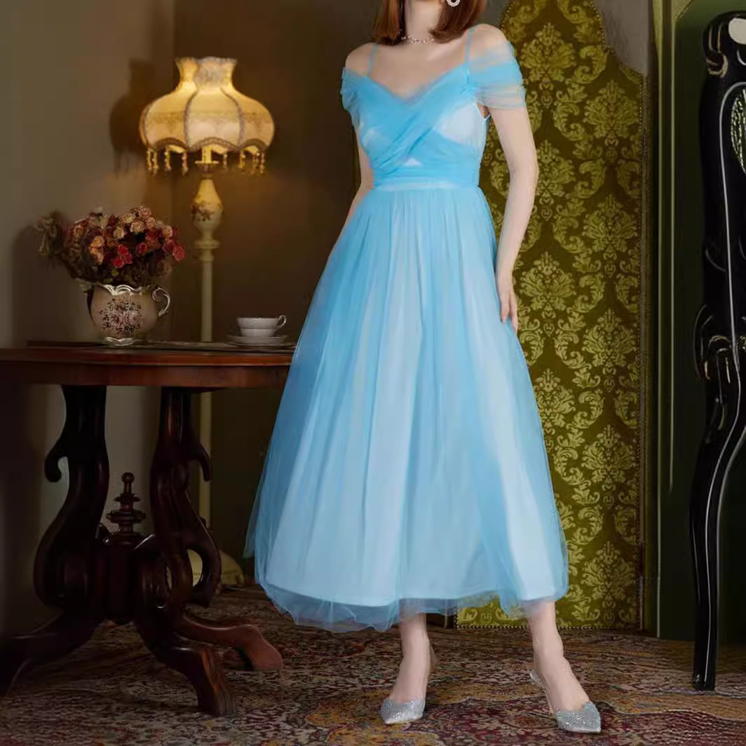 Primavera y verano europeo y americano Comercio exterior nueva malla ropa de mujer vestido sexy fuera del cuello Correa encaje-arriba boda Vestido de dama de honor