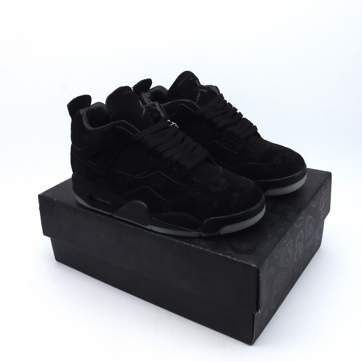 Visión alta aj4 zapatos de baloncesto de cuero gris de seda para hombres zapatos deportivos casuales con almohadilla de aire de fondo grueso para mujeres Kaws nocturario