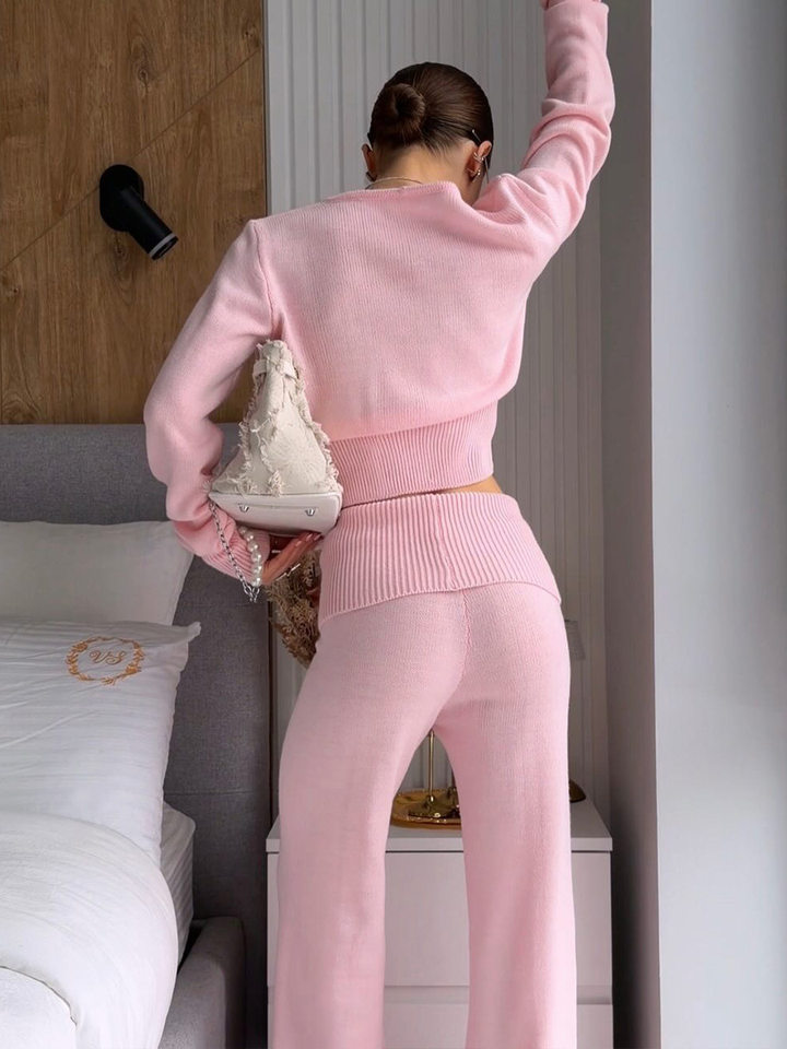 Bộ hai món nữ gồm áo khoác cardigan dệt kim dáng ngắn cổ chữ V và quần ống rộng cạp cao — Màu cà phê, Màu hồng, Màu trắng, Màu xanh dương chi tiết 5