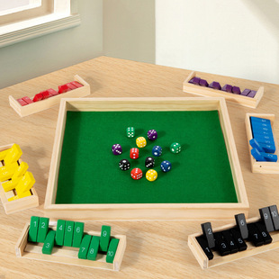 Cross-border new product Farkle Dice Game Dice Puzzle Board Wooden Toy Game