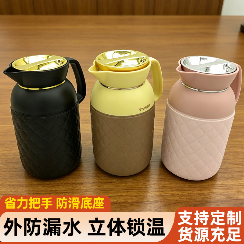 Capacious coffee pot