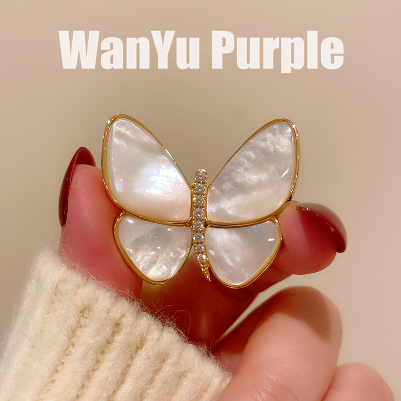 Barco de gala con broche de mariposa de frita de alta calidad broche de flores de mujer exquisita abrigos de otoño y invierno accesorios de lujo temperamento
