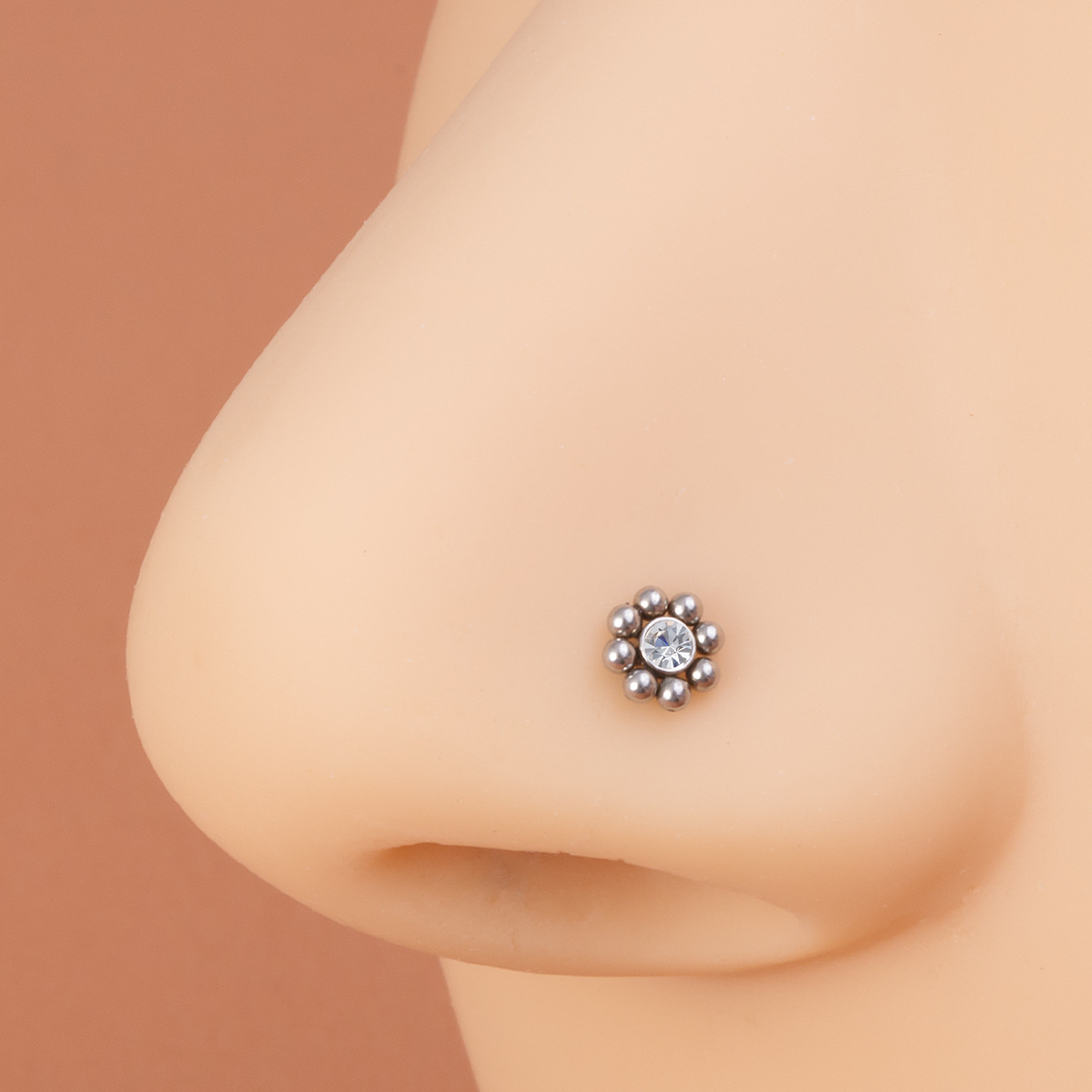 Piercing nez tournesol bicolore en acier inoxydable_voghion.com