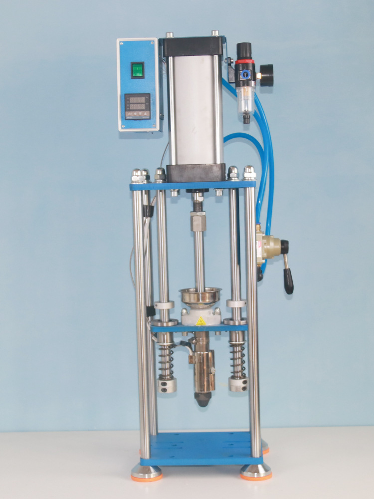 30克桌面注塑机小型气动注塑机pp pe abs ps  均可注塑。