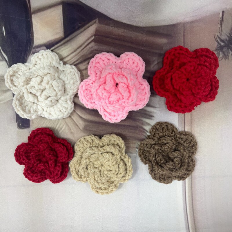 7cm hand hook three-layer flower hook woven flower hand woven flower clothing accessories headdress accessories 7cm hand hook three-layer flower hook woven flower hand woven flower clothing accessories headdress accessories