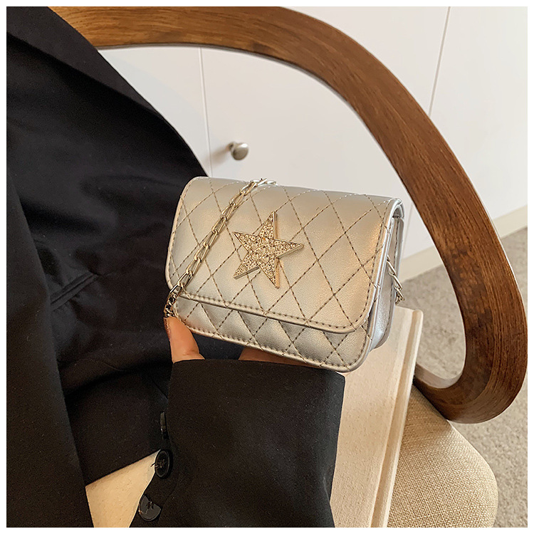 131g Weight Polyester Lining Material Flip Cover Closure Type Single Shoulder Strap Strap Type Crossbody Bag Bags Type Casual, Shopping Occasion Pu Leather Material Star, Solid Color, Lingge Pattern All Seasons Season Unisex Gender Basic, Classic Style Style Square Shape Medium Size Unisex Medium Pu Leather Star Solid Color Lingge Basic Classic Style Square Flip Cover Crossbody Bag 17