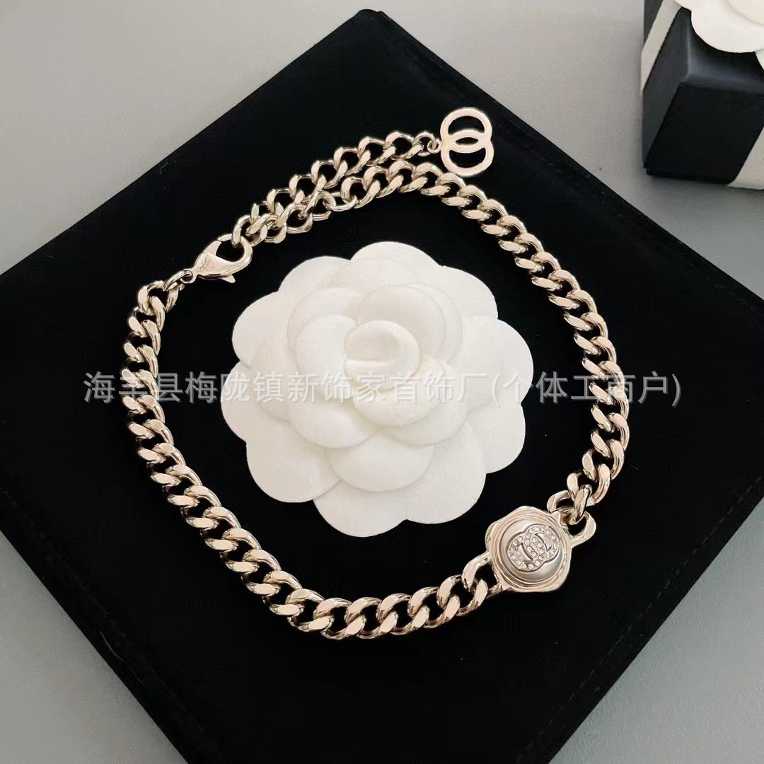 목걸이 52
