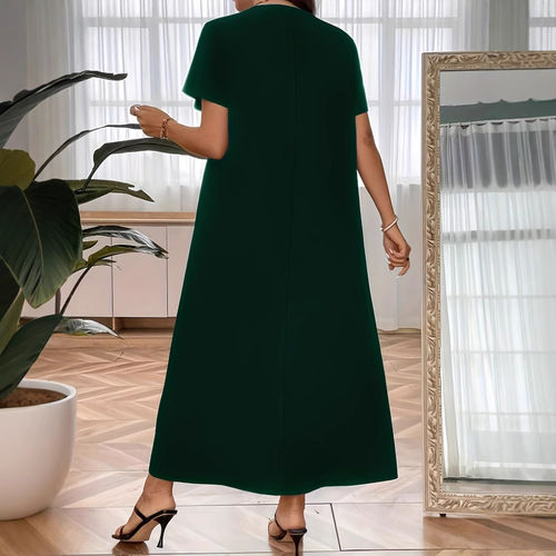 Middle Eastern Muslim fashion short-sleeve round-neck maxi dress for plus-size women with a robe-style design.