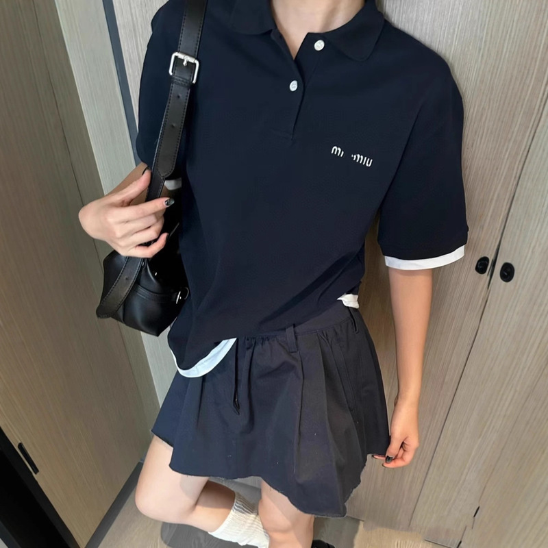 High Version Miu Miu Miu's Classic Small Label Embroidered Splicing Short-Sleeved Polo Shirt for Men and Women, Short-Sleeved T-Shirt