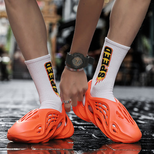 plus size Parent-Child Sandals Spring and Summer Couple Sports Leisure Beach Shoes Men's Kanye Yeezy Coconut Hole Shoes
