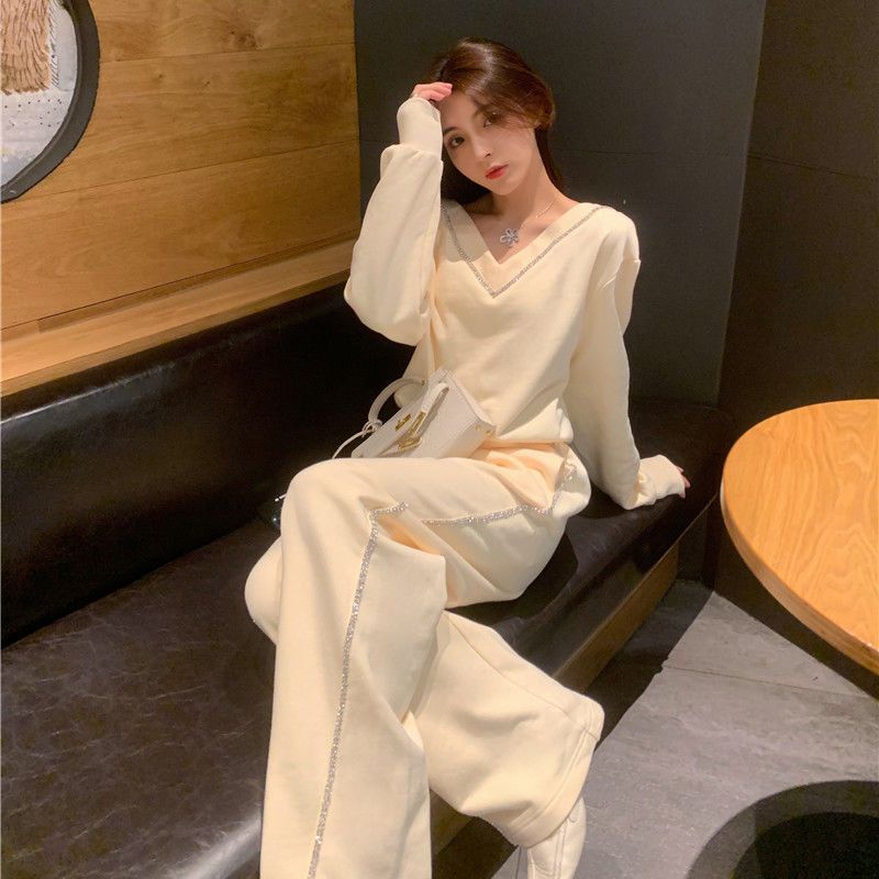 休闲运动套装女2025年春秋新款V领修身显瘦卫衣阔腿裤两件套ins潮|undefined
