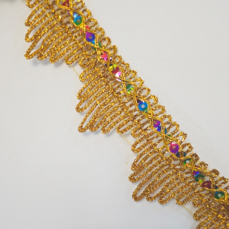 Alambre de oro y plata Lentejuelas de colores, borde de montaña grande, triángulo de encaje, ropa de agua, material decorativo de borde de bricolaje hecho a mano