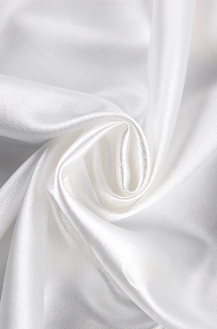 Φθινόπωρο 2024 Ευρωπαϊκές και Αμερικανικές Πιτζάμες από Μεταξωτό Πάγο Μόδα Πουκάμισο με Φτερά Στρουθοκαμήλου Παντελόνι Χαλαρά Δύο Τεμαχίων Ρούχα Σπιτιού από Φτερά για Γυναίκες_voghion.com