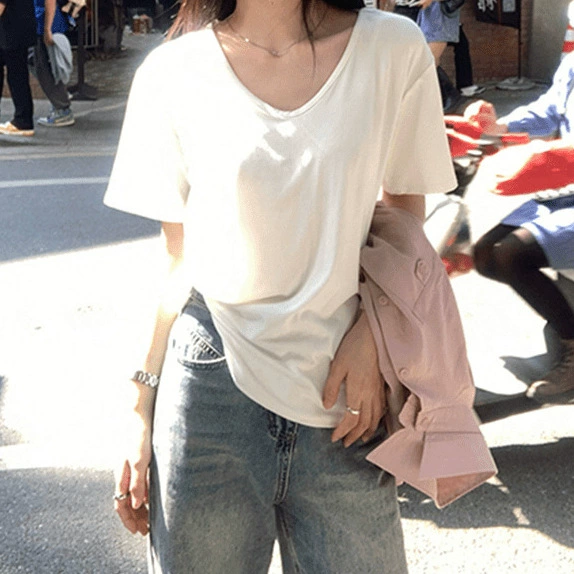 White summer T-shirt, with short sleeve, 2025 years, loose fit