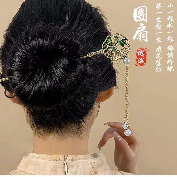 新中式合金盘发发簪宫廷步摇流苏头饰发光镂空发钗丸子头发饰批发