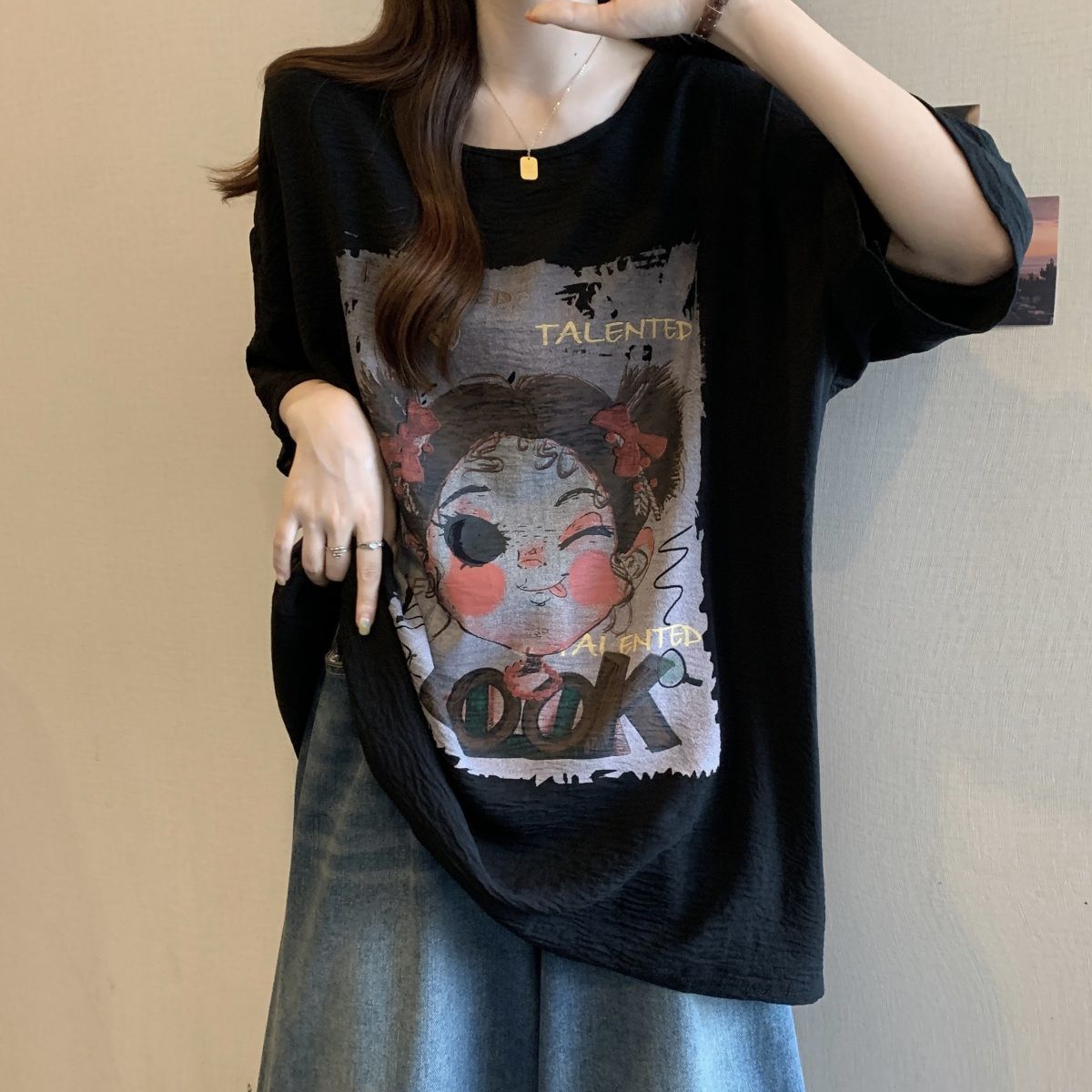 Camiseta de seda de hielo de manga corta de mm gordo de gran tamaño para mujer, camisa de fondo con estampado de dibujos animados de longitud media delgada de verano image 8