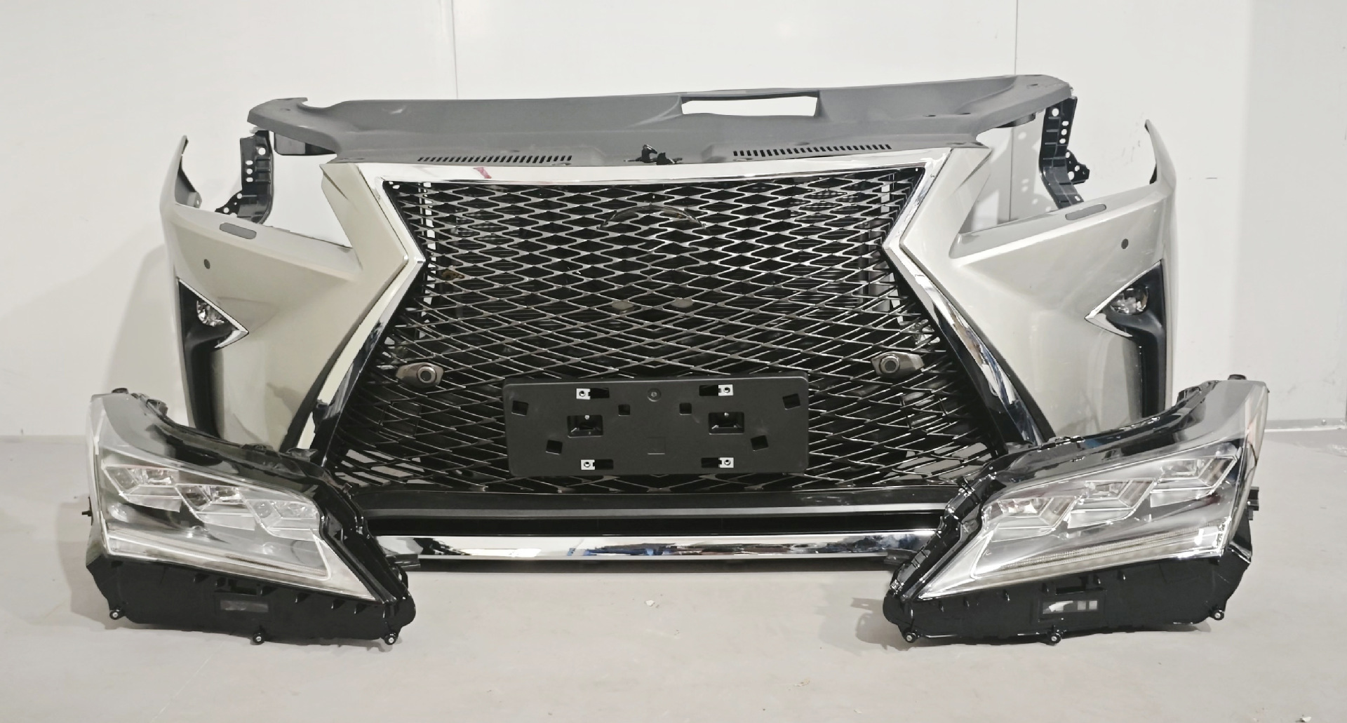 Suitable for Lexus Rx 300 350 450H Al20 Front Grille, Front Bumper, Front Nose