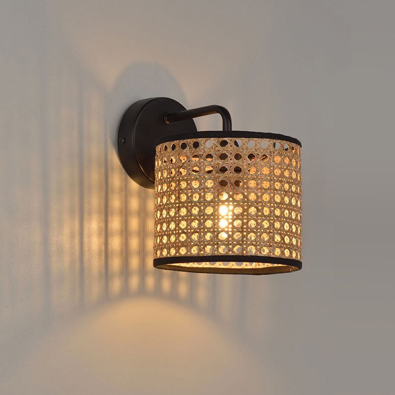 Japanese creative sconce