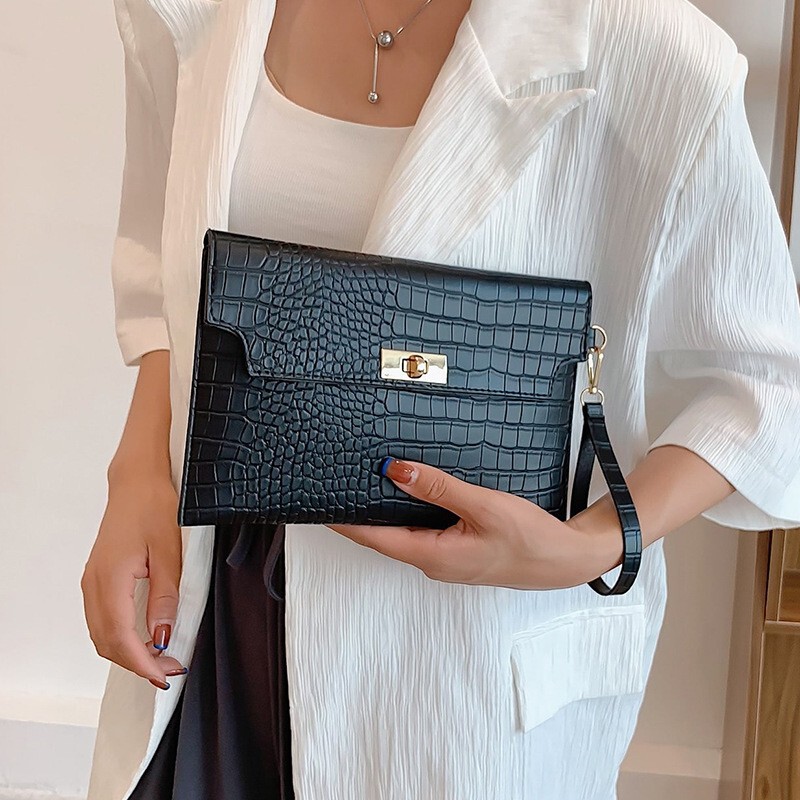 Bag Women's 2023 Autumn and Winter New Simple Clutch Bag Fashion Cross-border Hand-held Small Square Bag European and American Foreign Trade Women's Bag