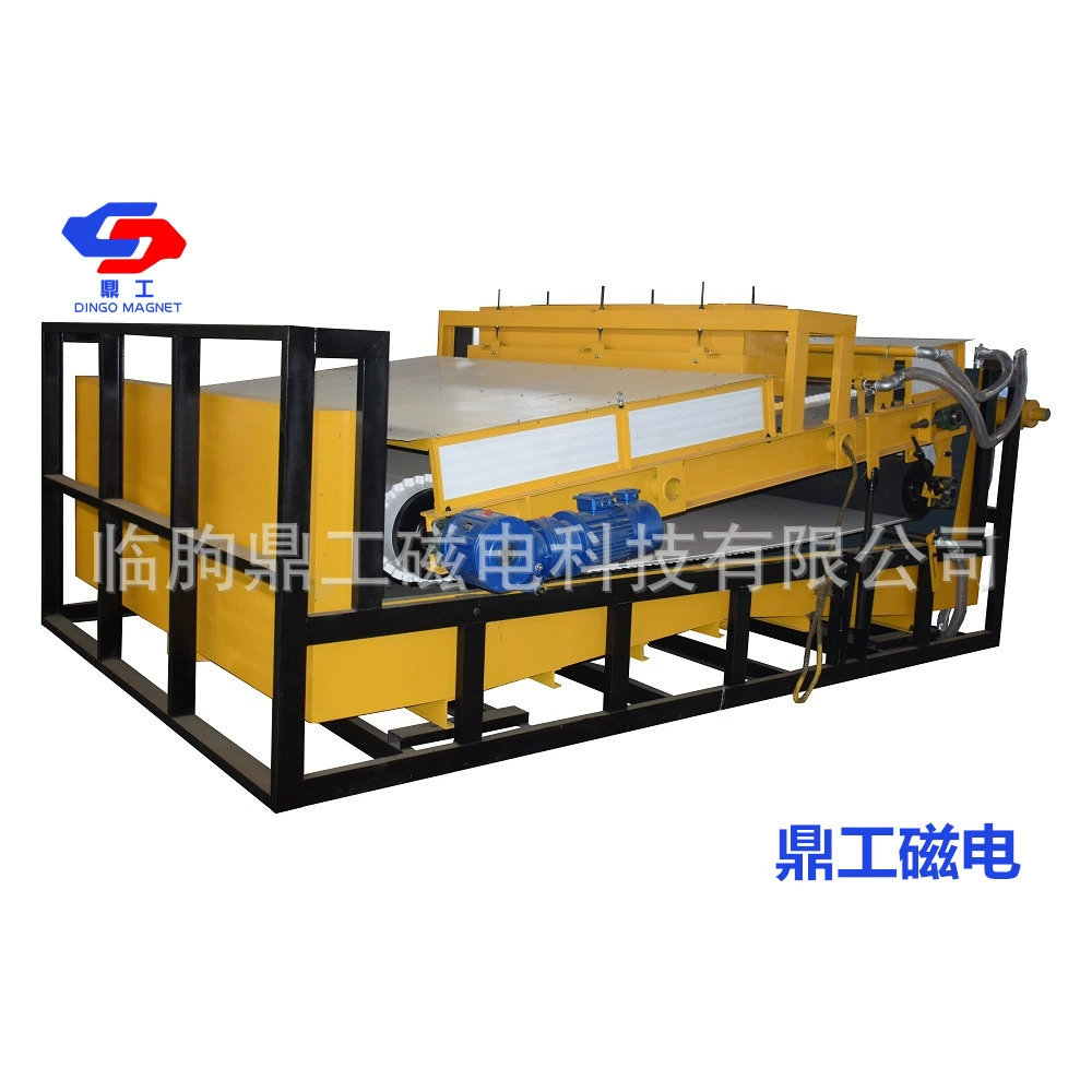 Машина для дозирования магнитов для сухого марганца. Плоская магнитная дозирующая машина для сухого порошка. Горнодобывающее оборудование для удаления железа. Машина для дозирования магнитного ролика с сильным магнитным роликом.