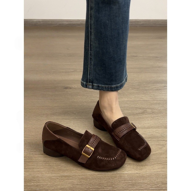 New Retro-style Round-toe Flat Loafers For Women, Versatile And Comfortable, With Suede Woven Slip-on Design_voghion.com