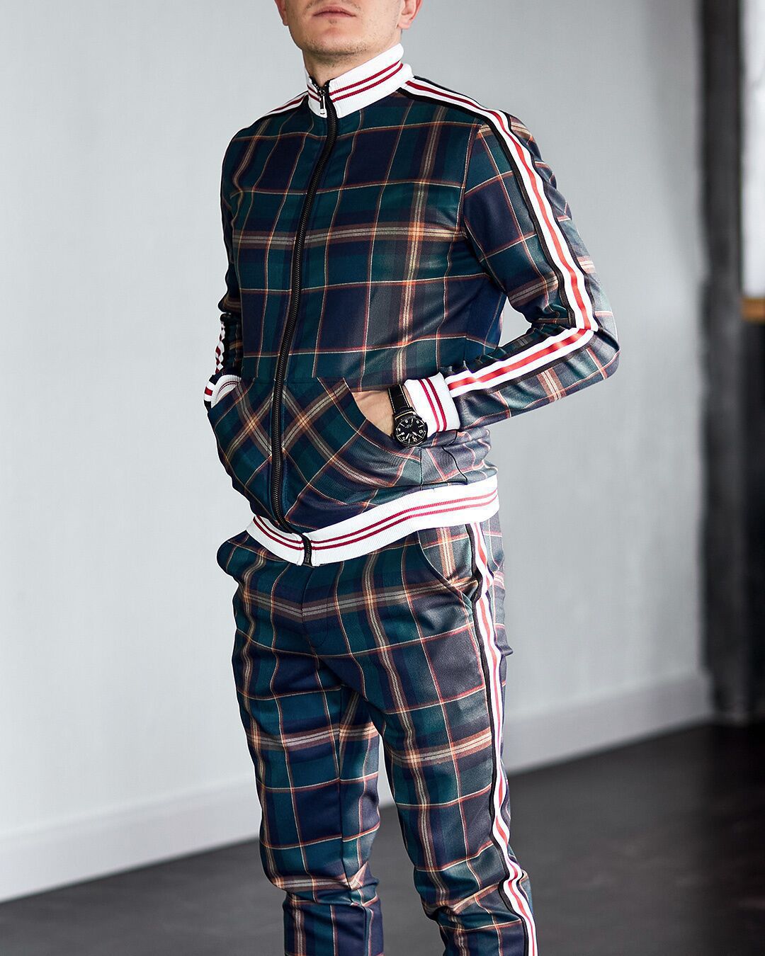 Completo sportivo uomo tuta due pezzi moda casual maschile_voghion.com