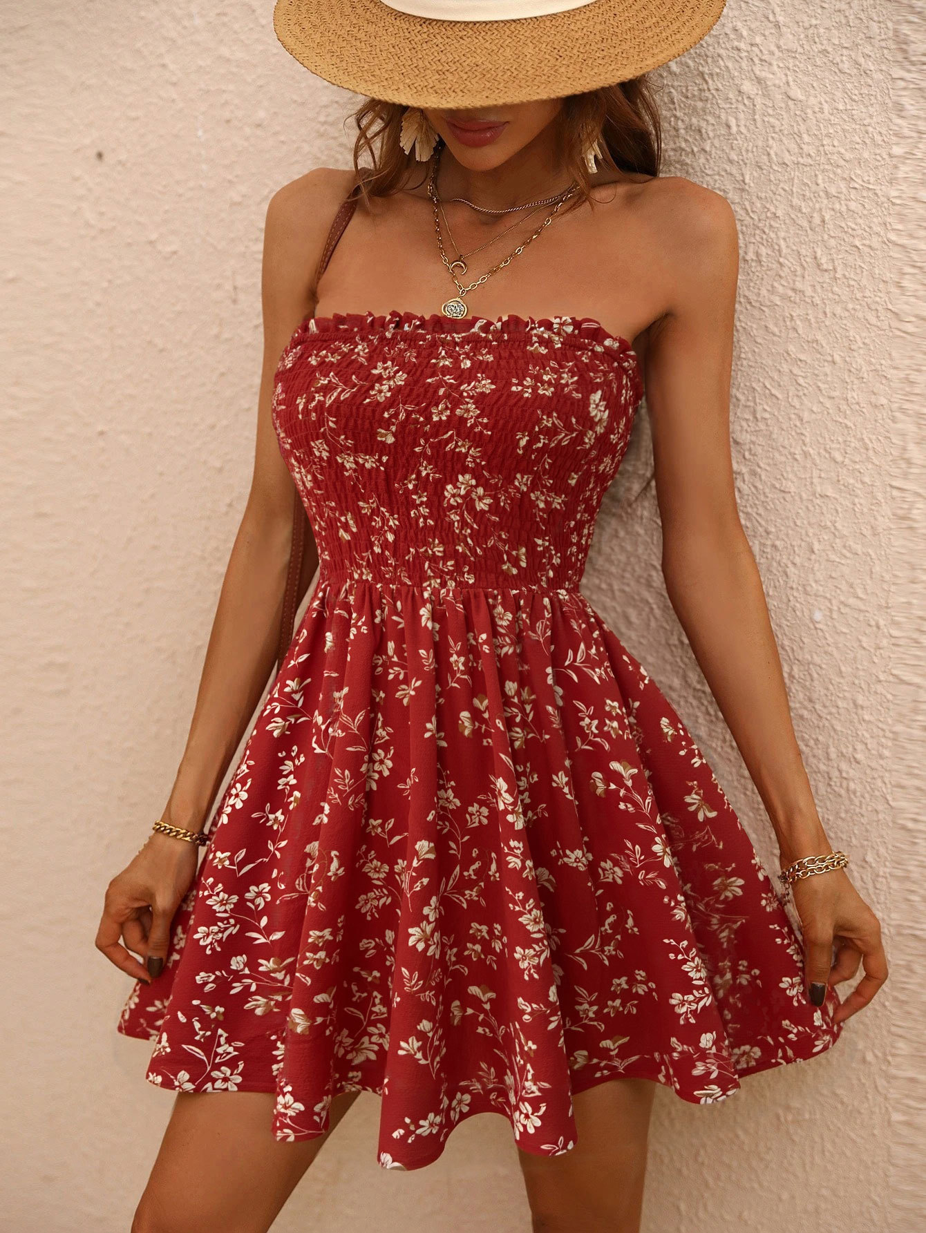 Floral Print Strapless Dress Slimming Waist Design Playful Style Summer Fashion Wholesale Available