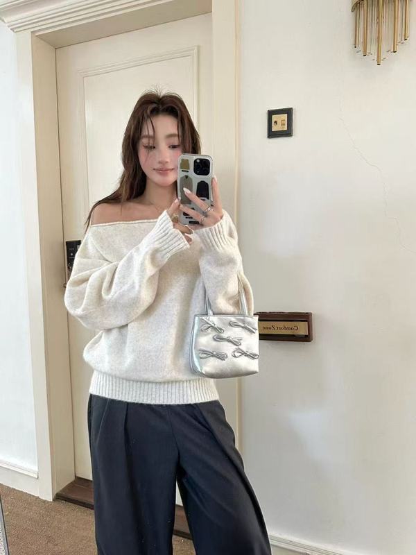 韩国chic休闲斜肩长袖女松弛感不规则针织衫秋上新小众蝙蝠袖上衣|undefined
