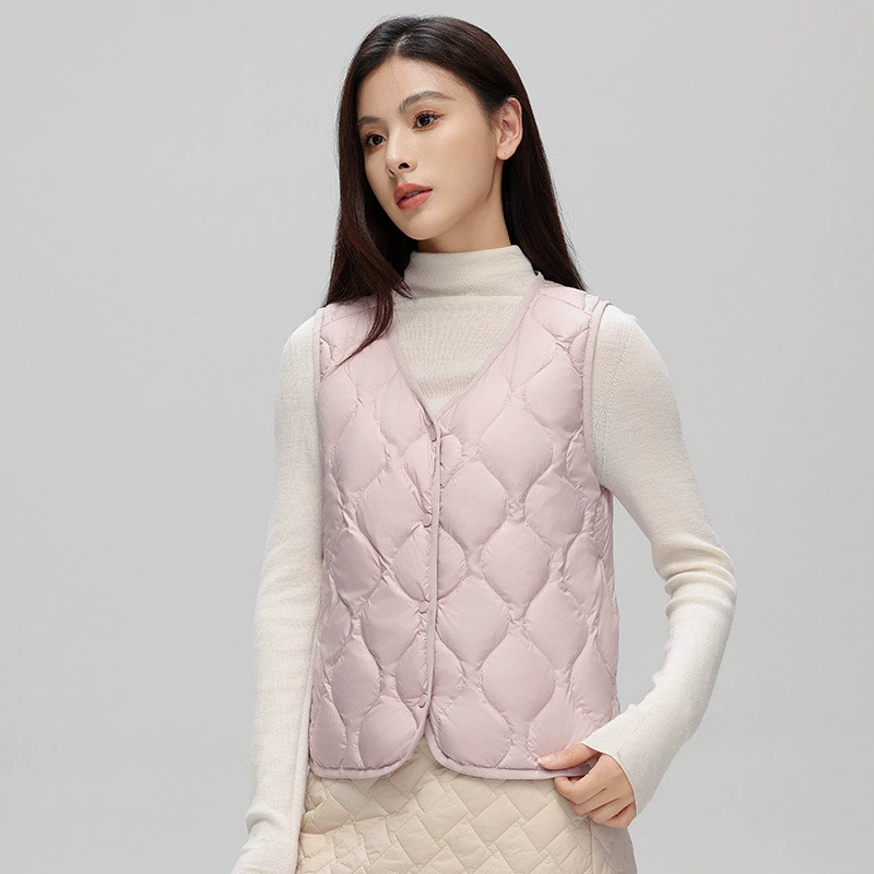 Short light and thin winter vest with down, comfortable keep warm down jacket, 24 years, V-neckline